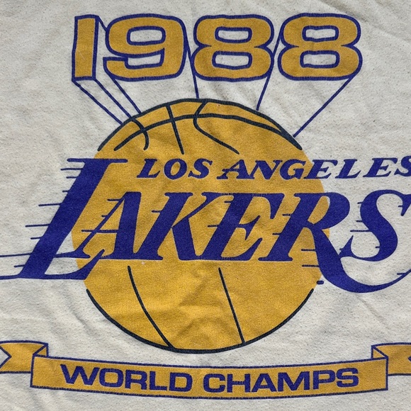 Adidas Mens Los Angeles Lakers 1988 World Champs T-Shirt Yellow Size XL - Picture 4 of 6